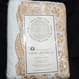 VintageCannon Royal Family 4 piece queen sheet set